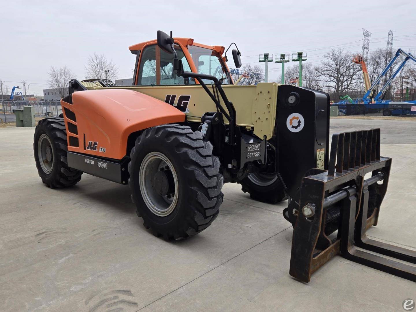2019 JLG 1732