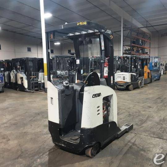 2016 Crown RR5725-45