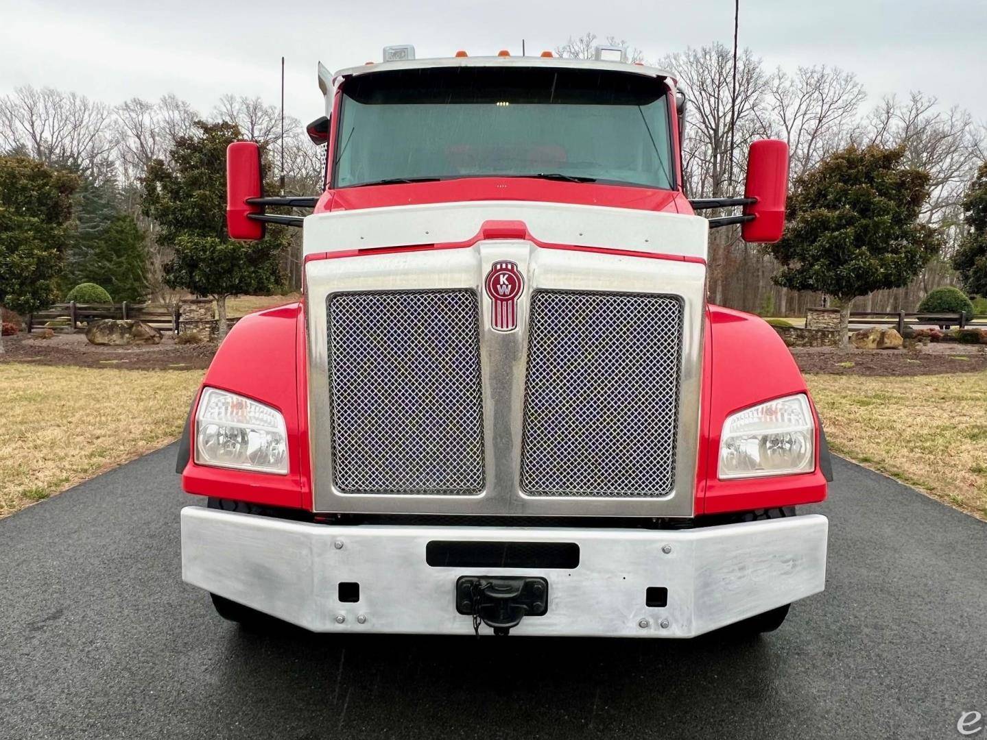 2020 Kenworth T880