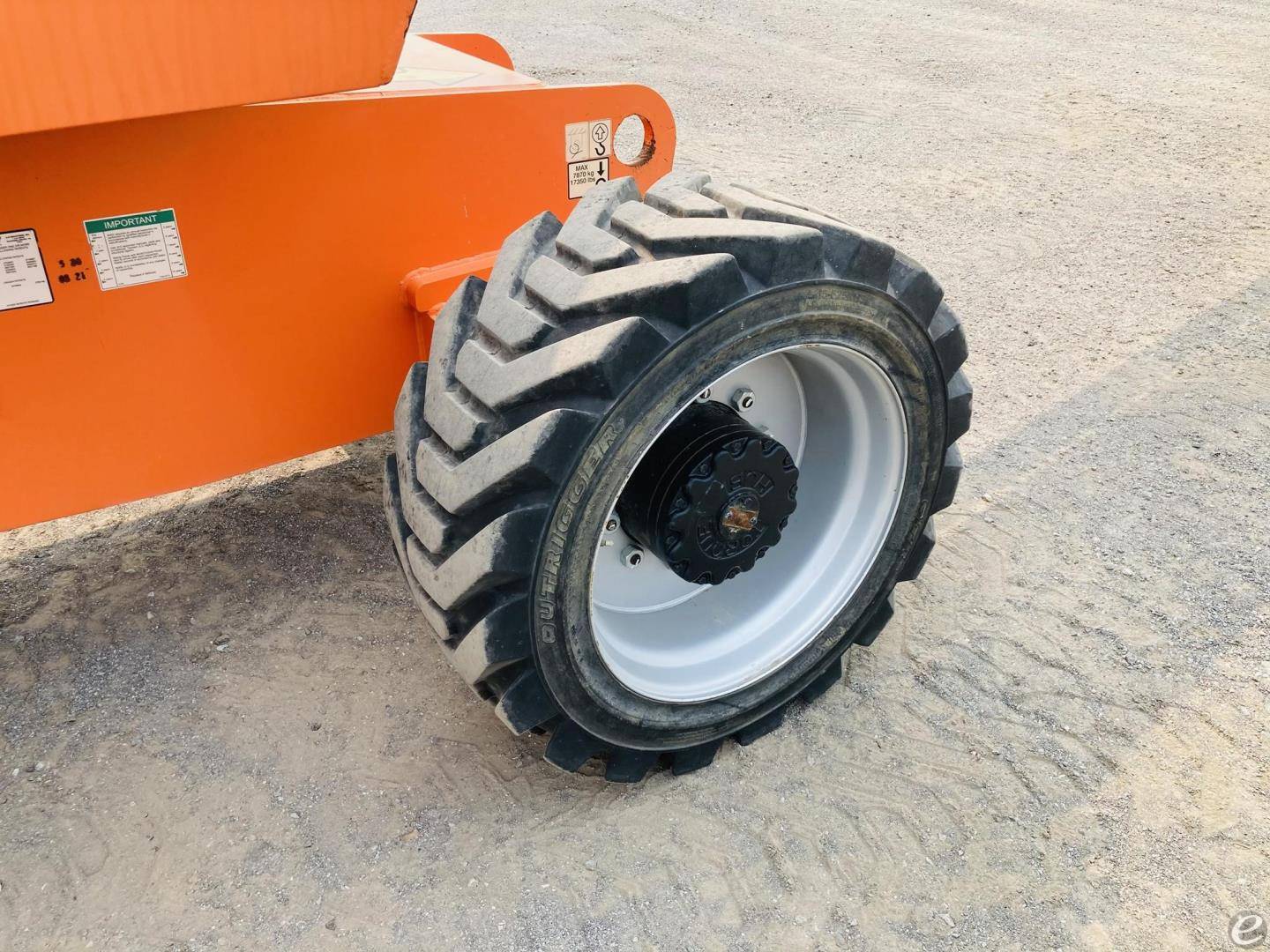2006 JLG 800S