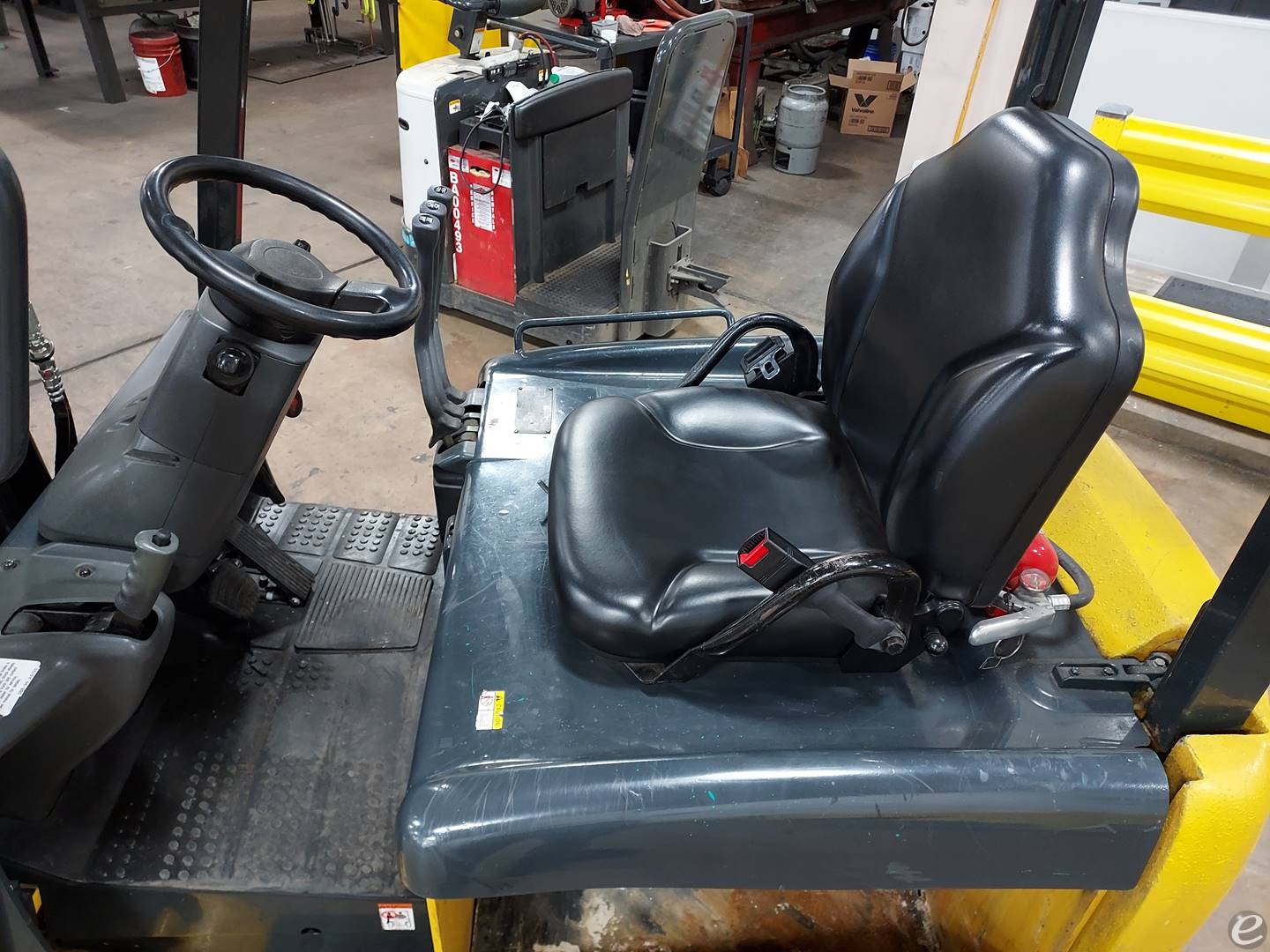2017 Komatsu FB25SHU-6 Electric Forklift - 123Forklift