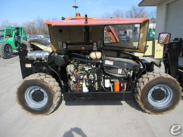 2017 JLG G5-18A