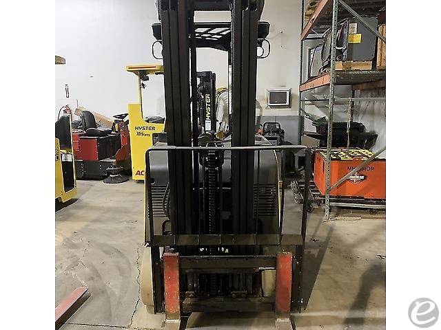 2017 Yale ESC040AD