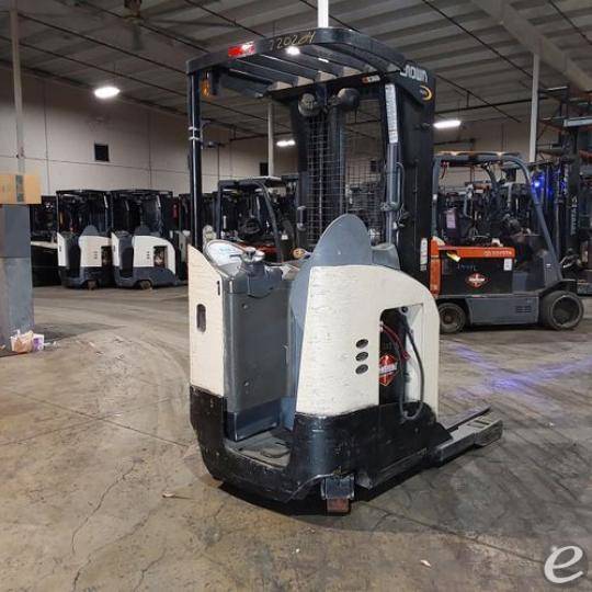 2018 Crown RR5725-45