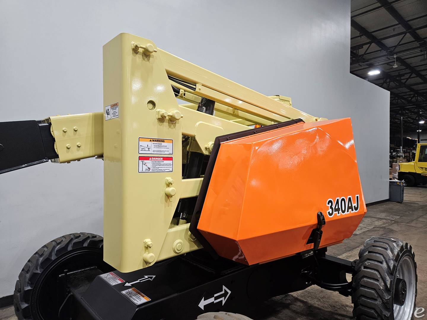 2018 JLG 340AJ