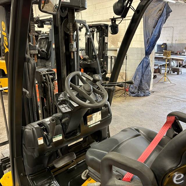 2020 Yale GLP060VX