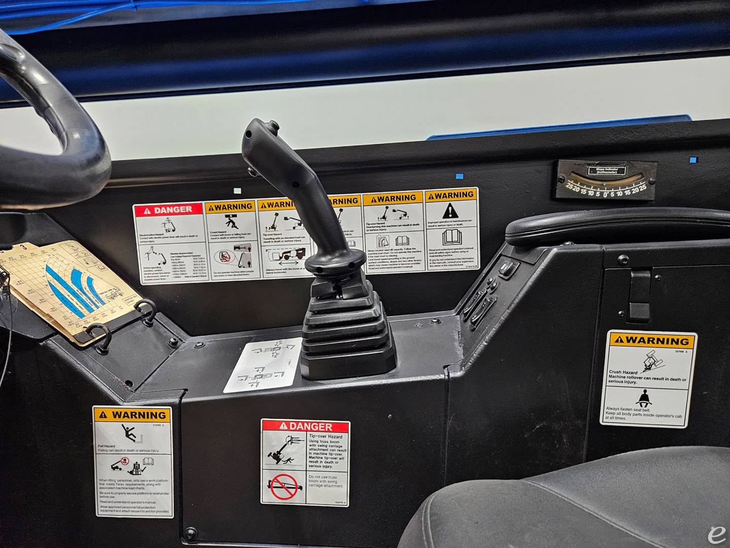 2017 Genie GTH1056