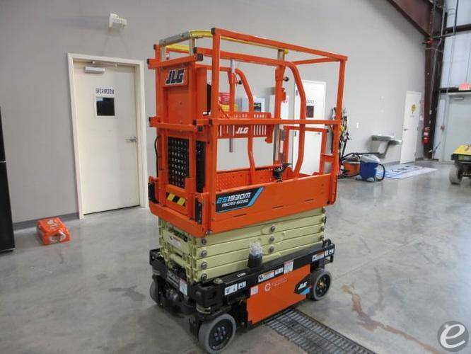 2026 JLG ES1930M