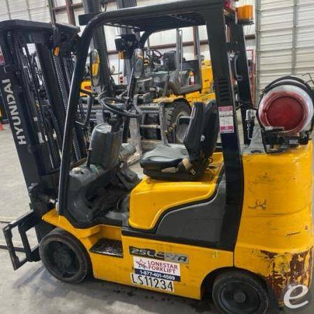 2018 Hyundai 25LC-7A