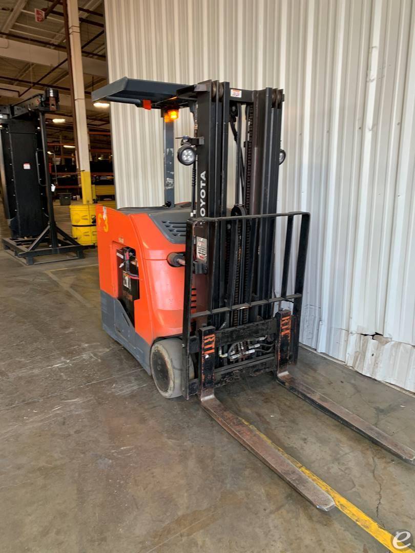 2015 Toyota 8BNCU20 Electric Forklift - 123Forklift