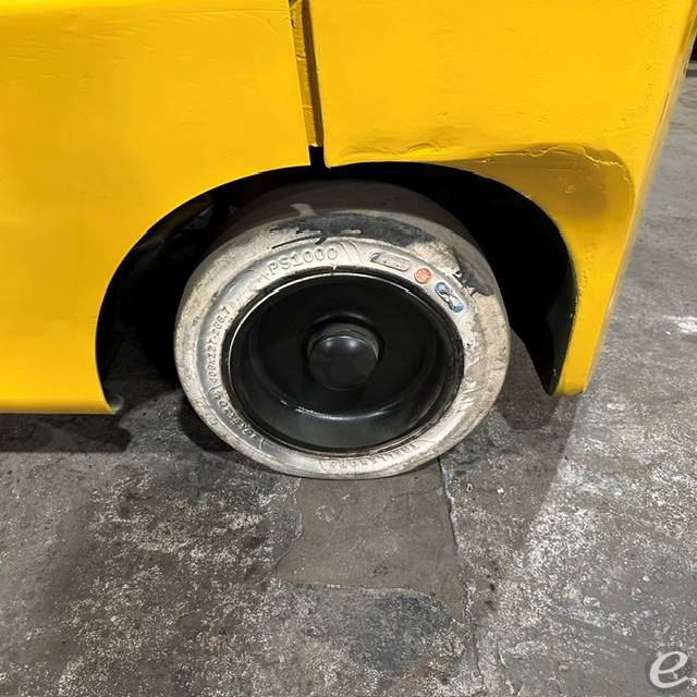 2023 Yale GLC050LX