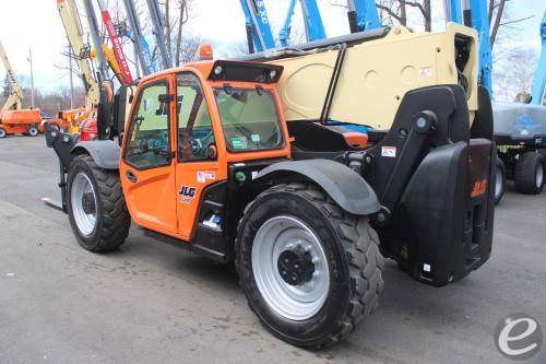 2017 JLG 1255
