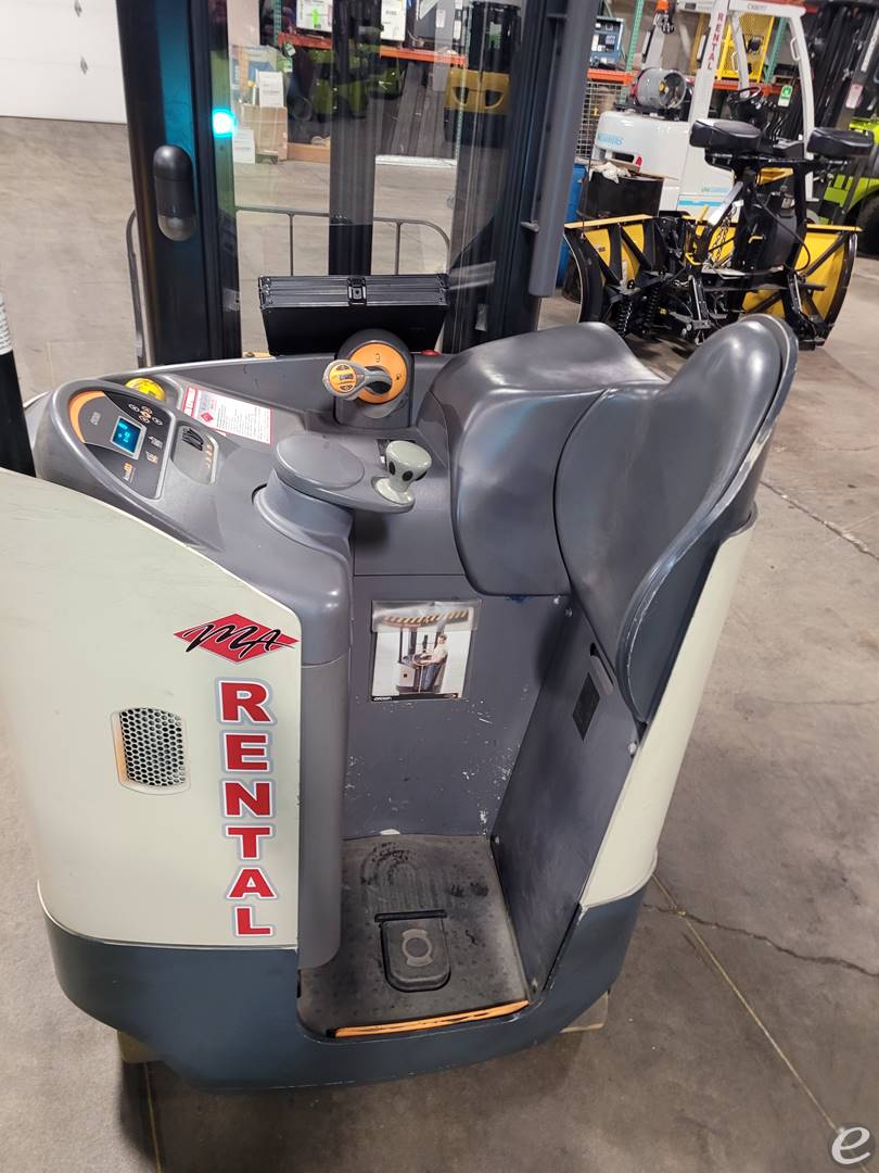 2016 Crown RR5725-45