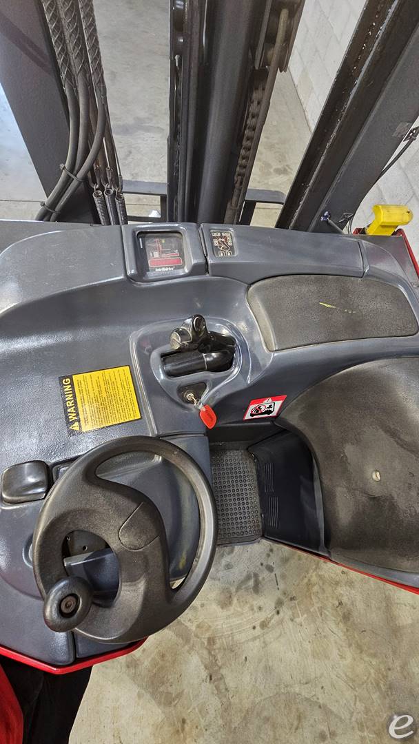 1998 Raymond EASIR30TT