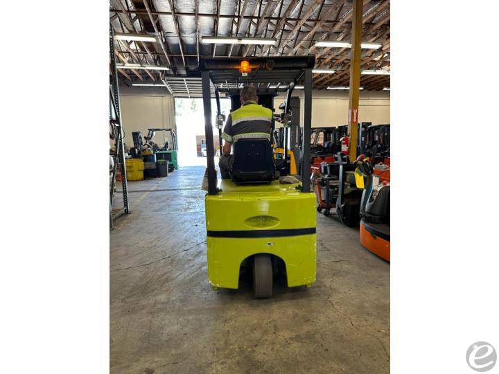2015 Clark TMX15