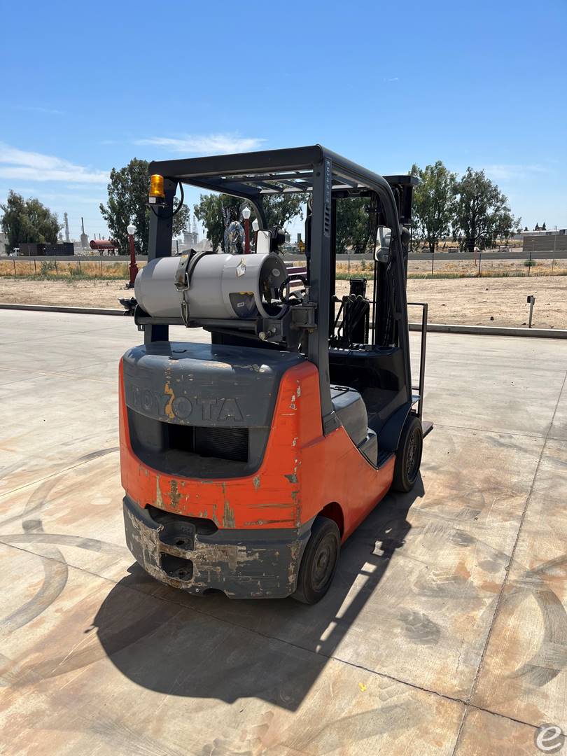 2010 Toyota 8FGCU25 LP Gas Forklift - 123Forklift
