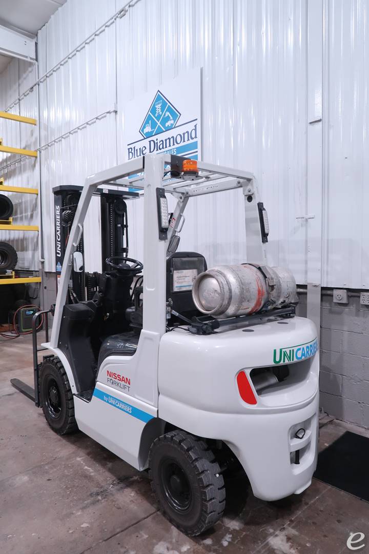2017 Unicarriers  LP Gas Forklift - 123Forklift