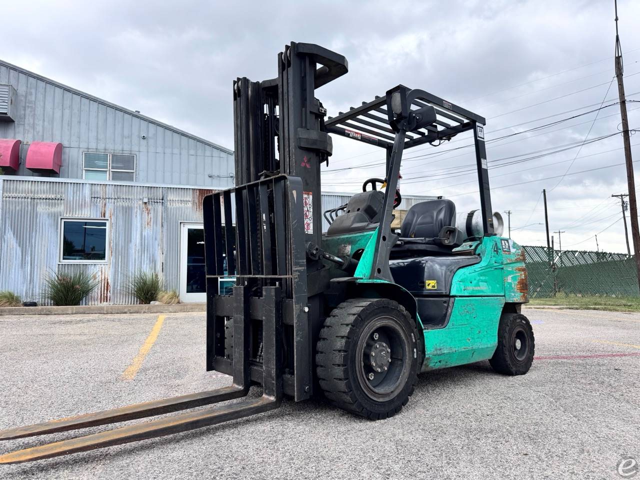 2017 Mitsubishi FG30N LP Gas Forkli...