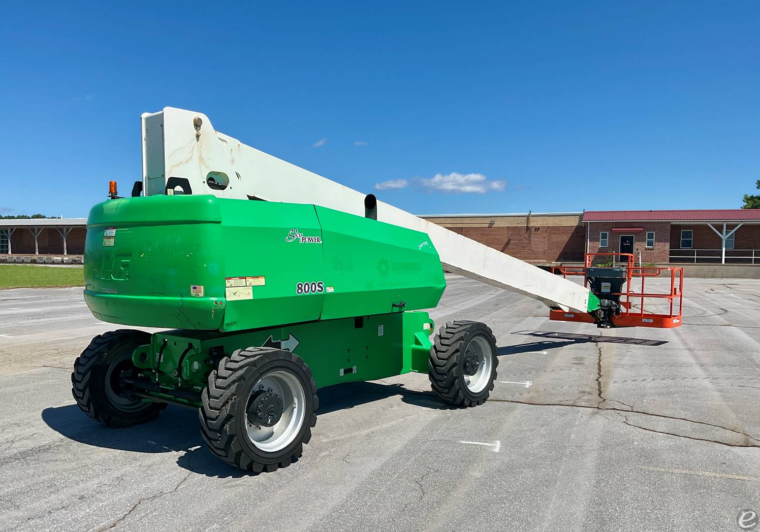 2018 JLG 800S