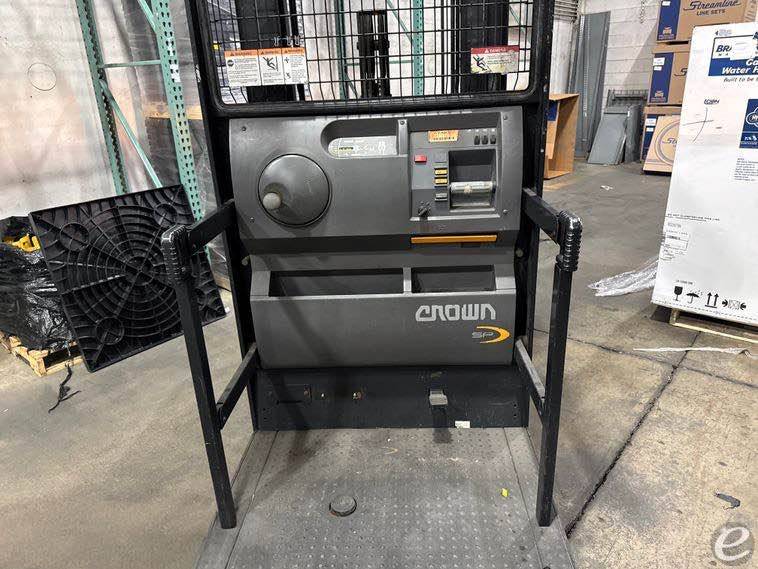 2017 Crown SP3520-30