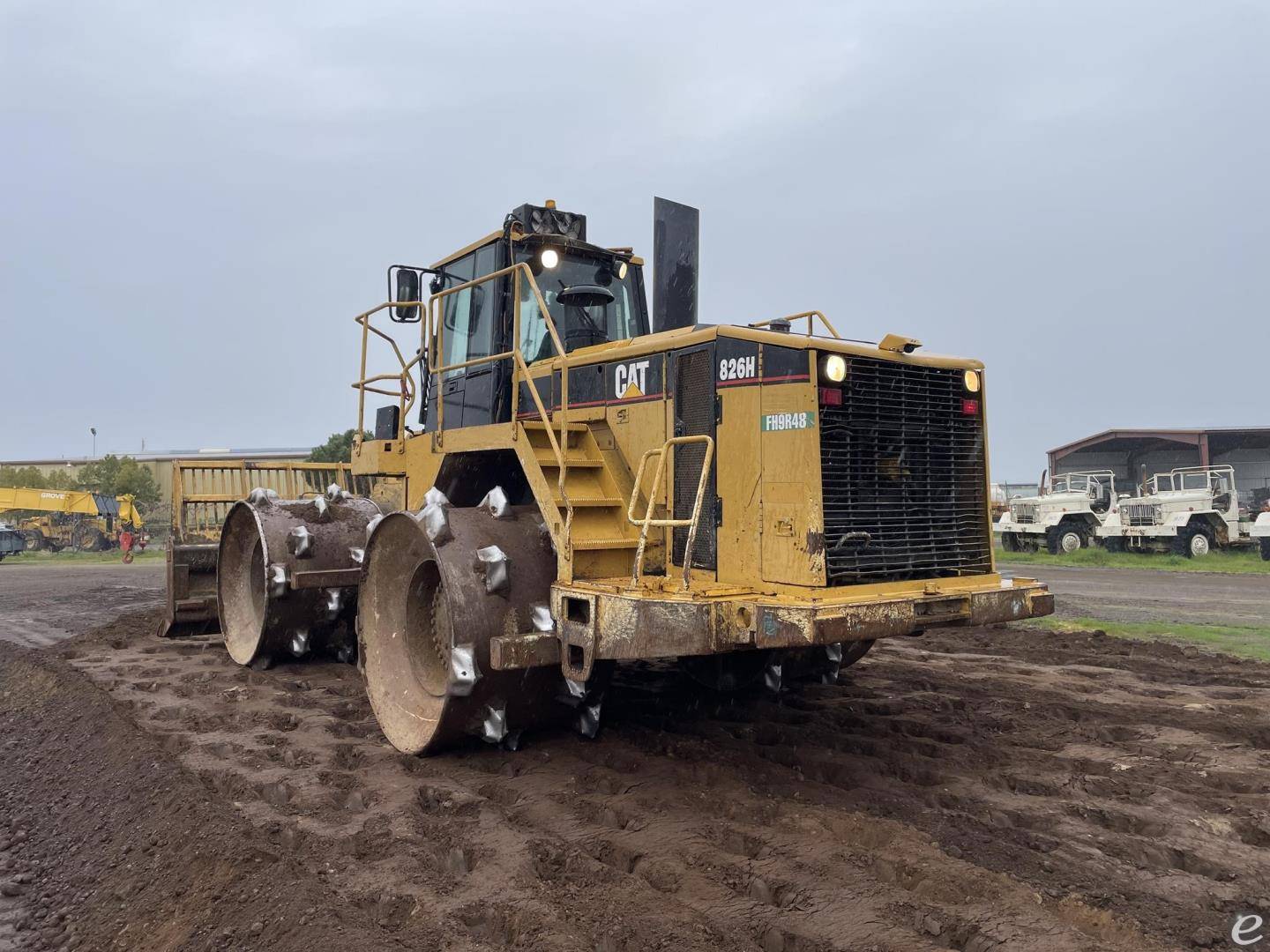 2005 Cat 826H