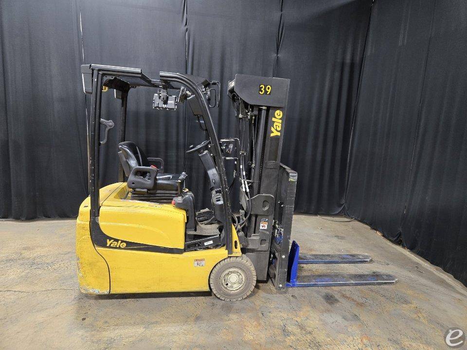 2021 Yale ERP030VT