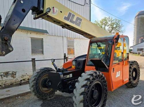 2015 JLG G6-42A