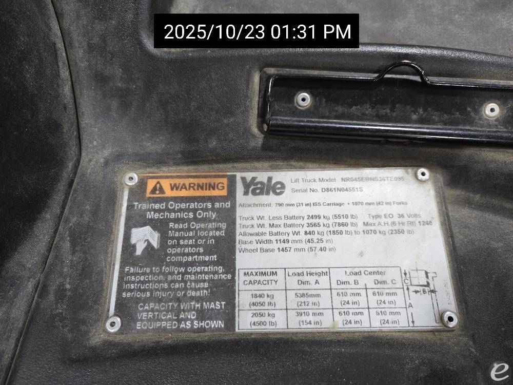 2018 Yale NR045EB