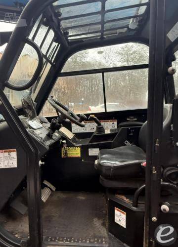 2018 Genie GTH-1056
