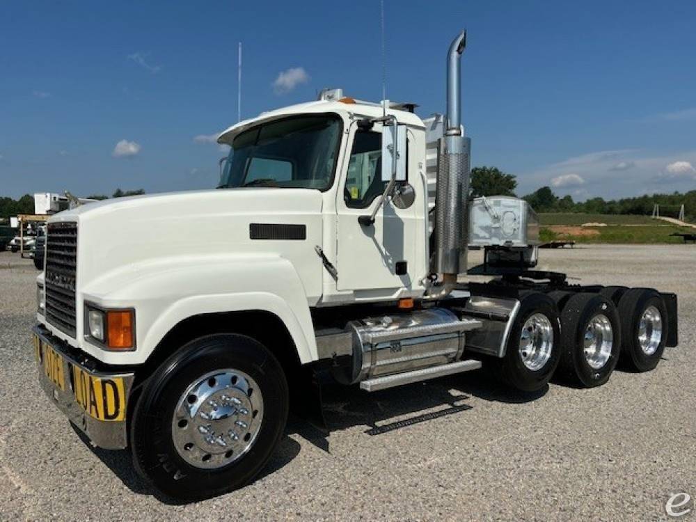 2007 Mack CHN613