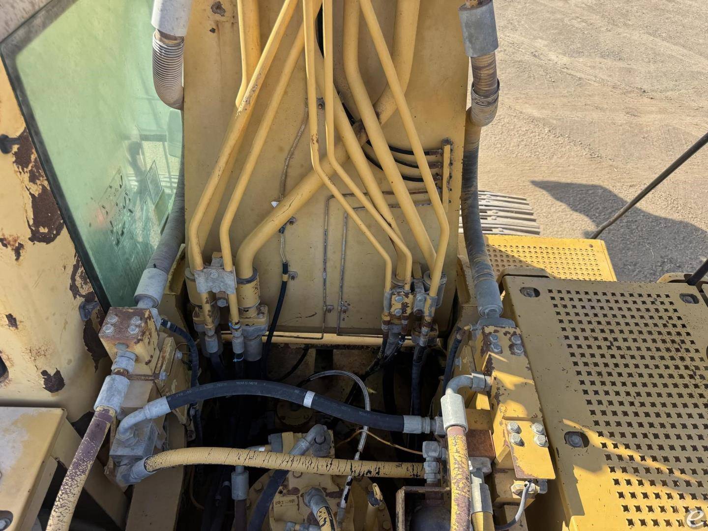 2003 Cat 330CL