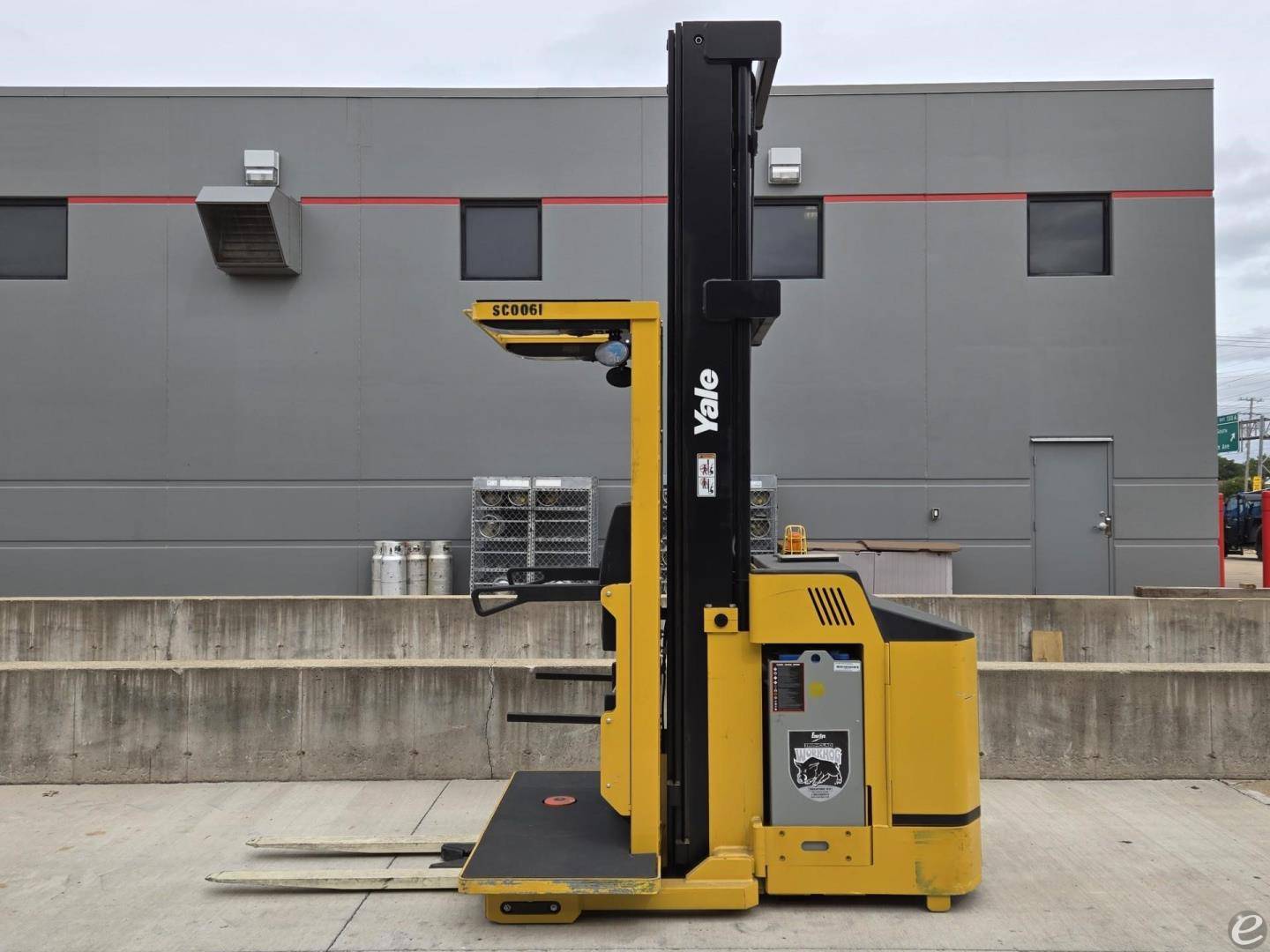 2018 Yale OS030BF Electric Order Pi...