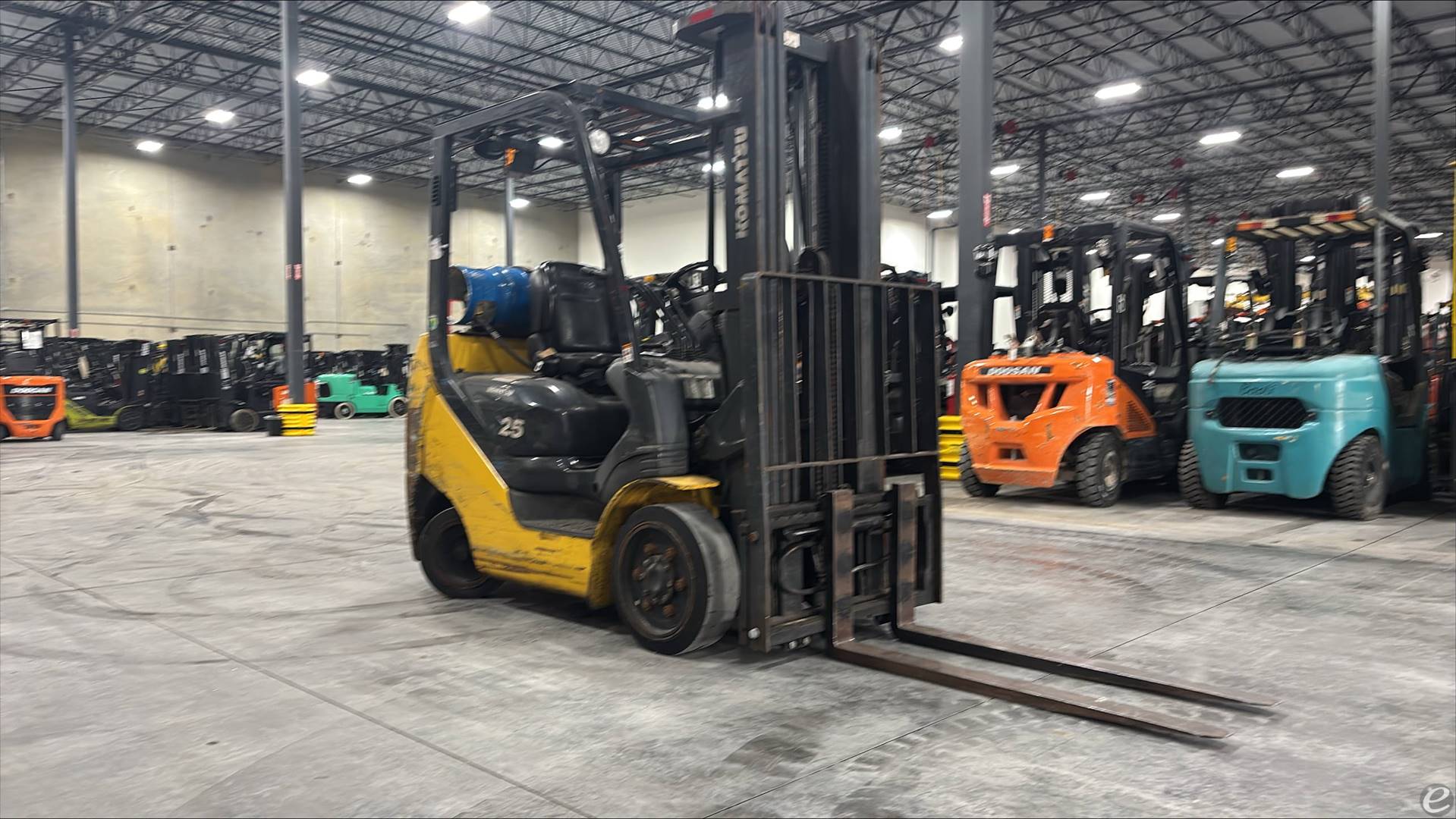 2017 Komatsu FG25ST-16