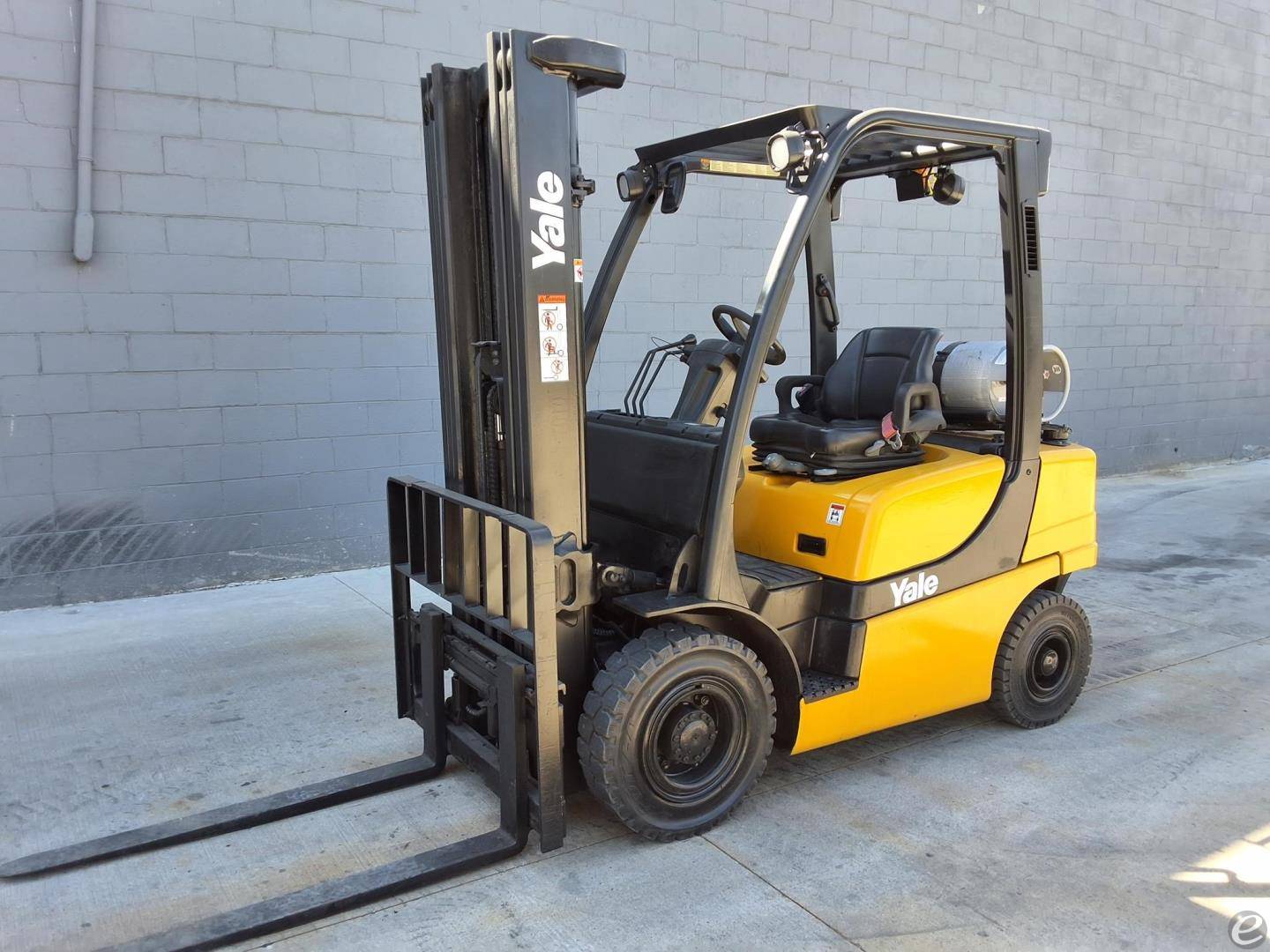2011 Yale GLP050VX