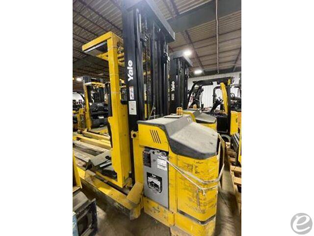 2017 Yale FS030BF Electric Forklift...