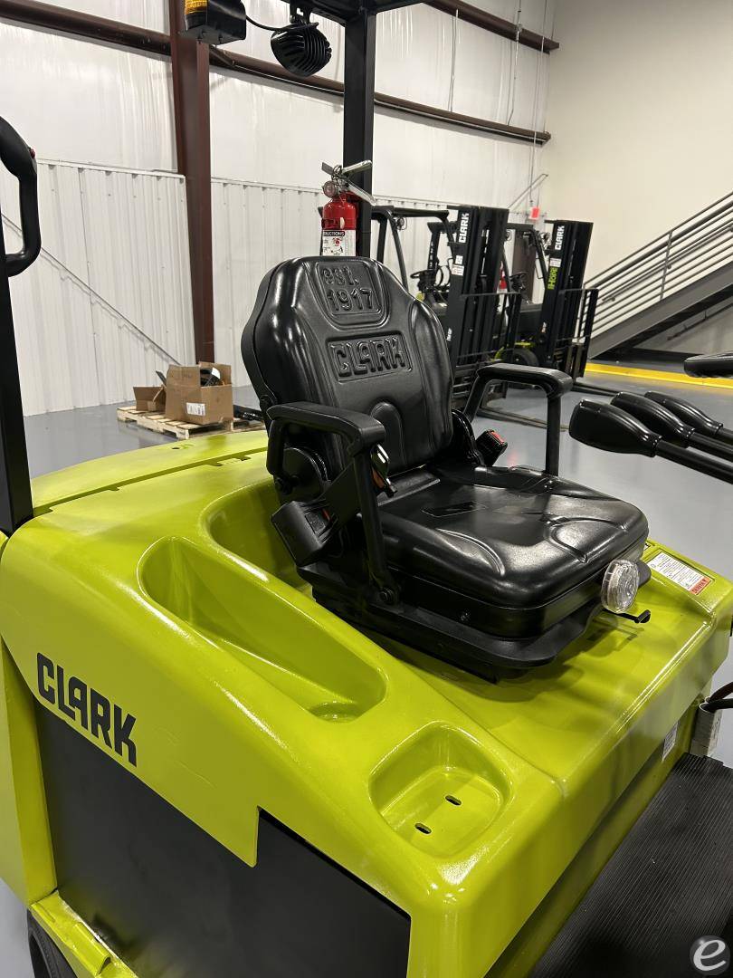 2018 Clark ECX32