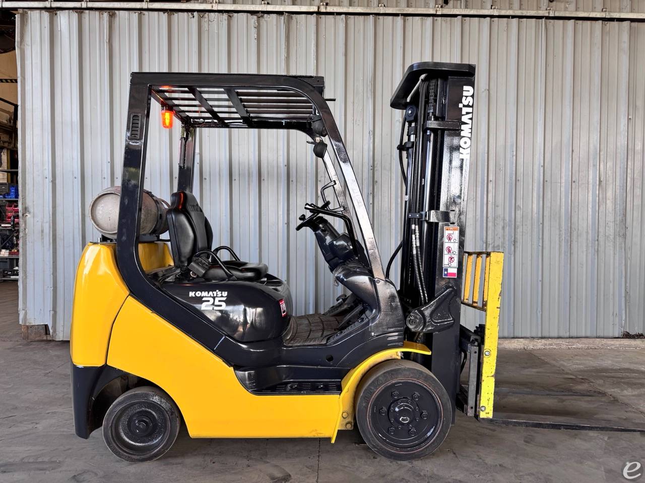 2012 Komatsu FG25ST-16