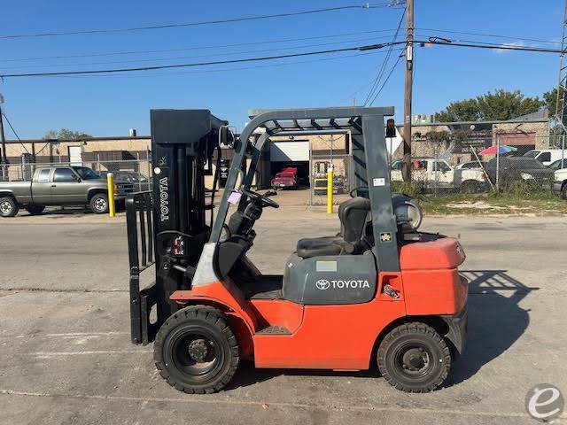 2001 Toyota 7FGU25