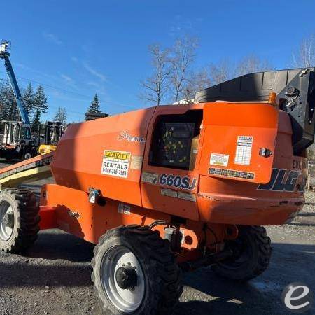 2017 JLG 660SJ