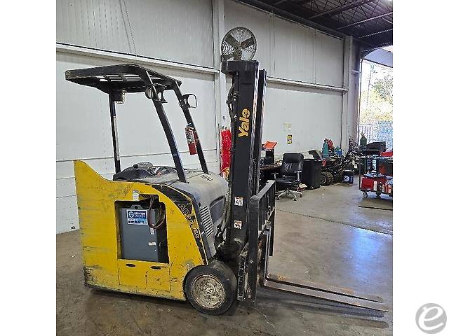 2018 Yale ESC040AD