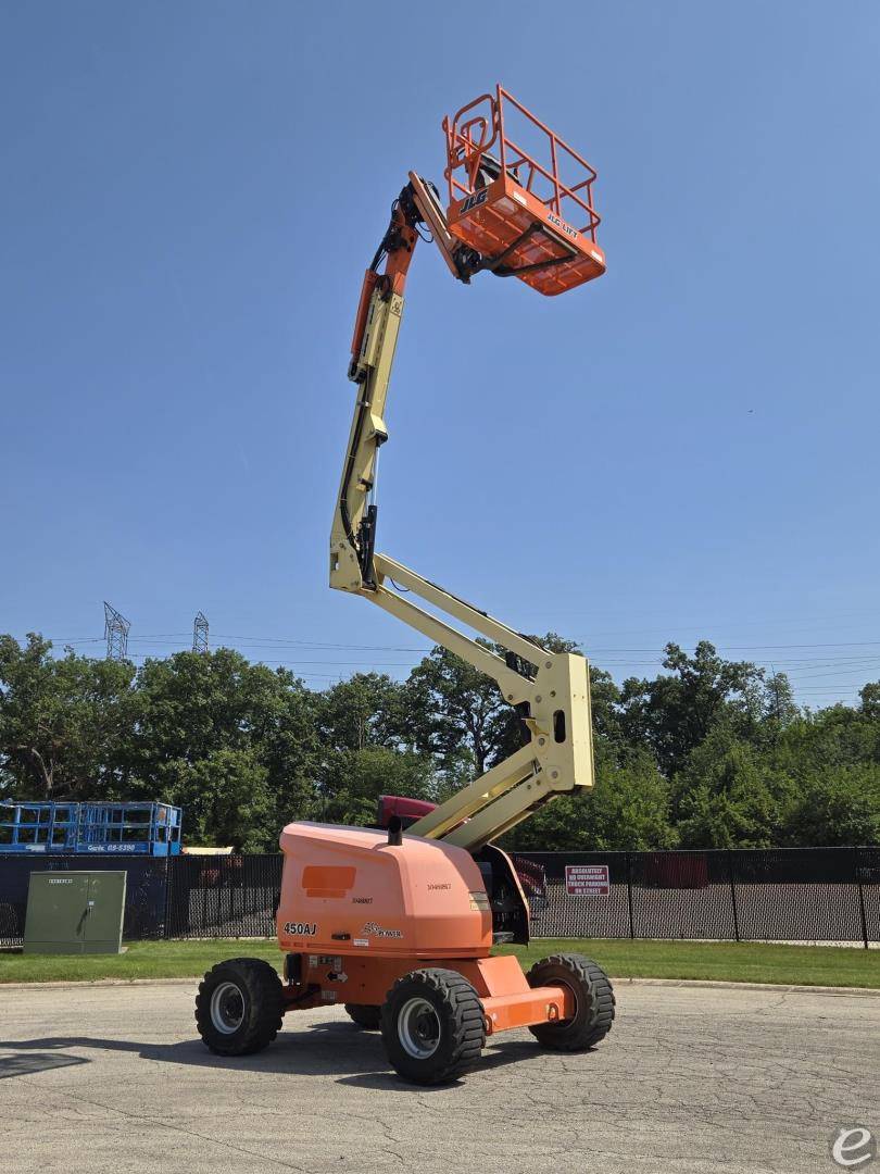 2016 JLG 450AJ