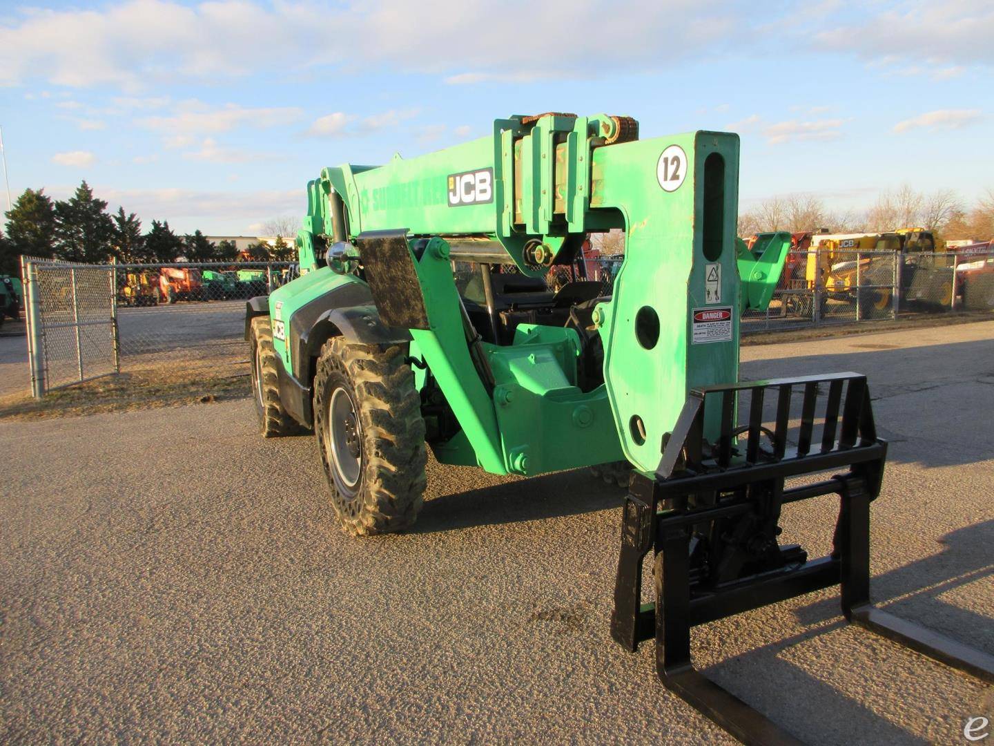 2015 JCB 512-56