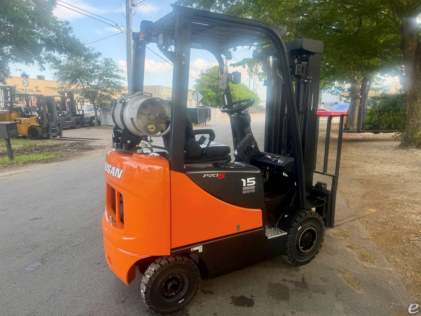 2022 Doosan G15S-5