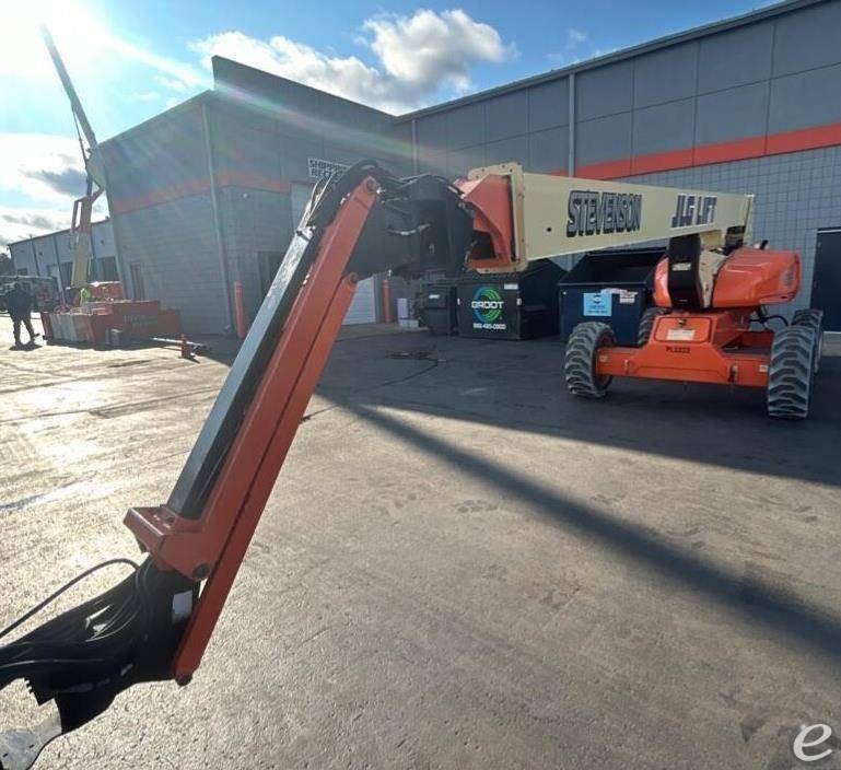 2014 JLG M600JP