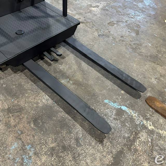 2018 Crown SP3520-30
