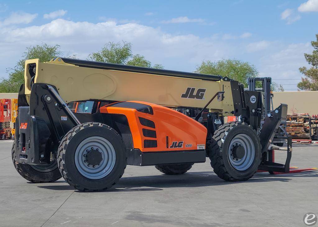2025 JLG 1055