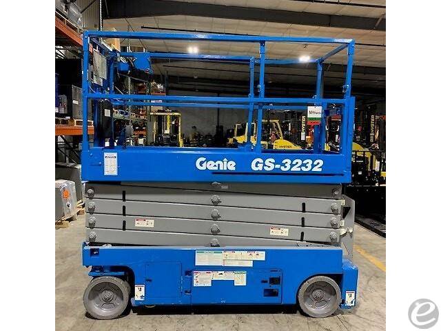 2014 Genie GS-3232 Electric Scissor Lift - 123Forklift