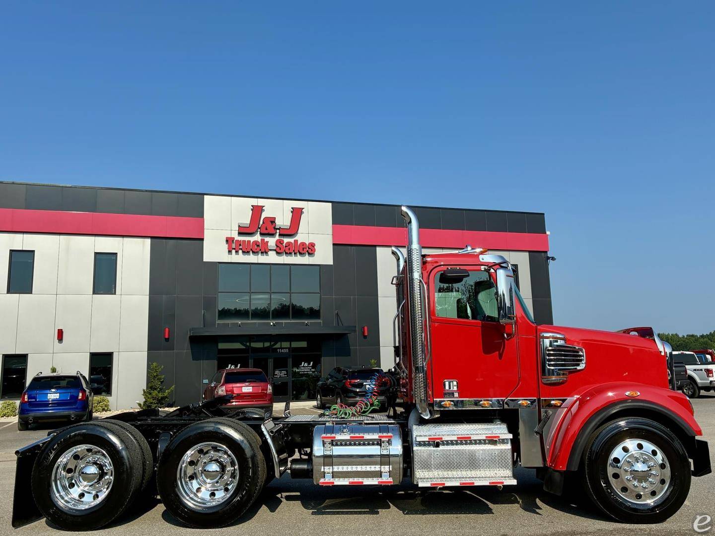 2018 Freightliner CORONADO 122 SD