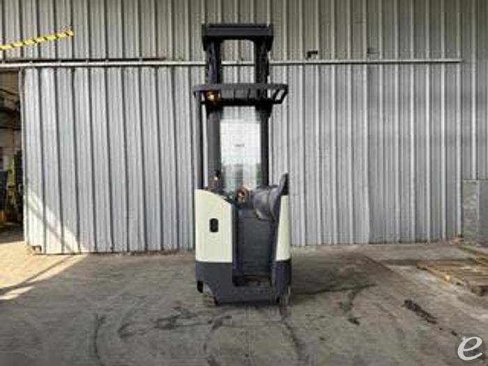 2011 Crown RR5725-45 Electric Forklift - 123Forklift