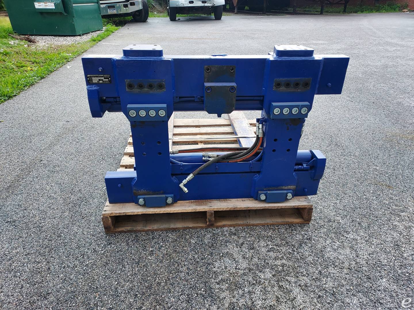 2017 Rightline LF50H-03-3C